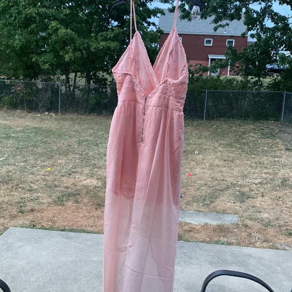 Chocolate Peach Blush Crochet Lace V-neck Lined Maxi Romper NWT - Picture 8 of 16